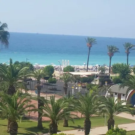Destino Hotel 2*